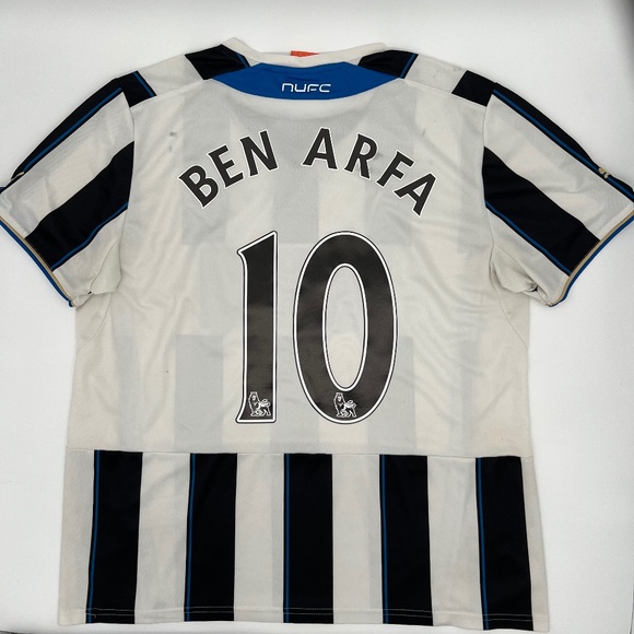 Ben Arfa #10 Newcastle United 2013/2014 Home ORIGINAL Puma Soccer Jersey (L) - Picture 1 of 10